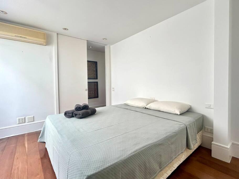 Apartamento Charmosa Cobertura No Leblon *
